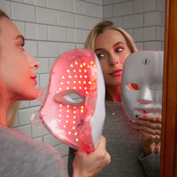 Masque facial LED - LUMINOTHÉRAPIE 07 COULEURS.  Rechargeable